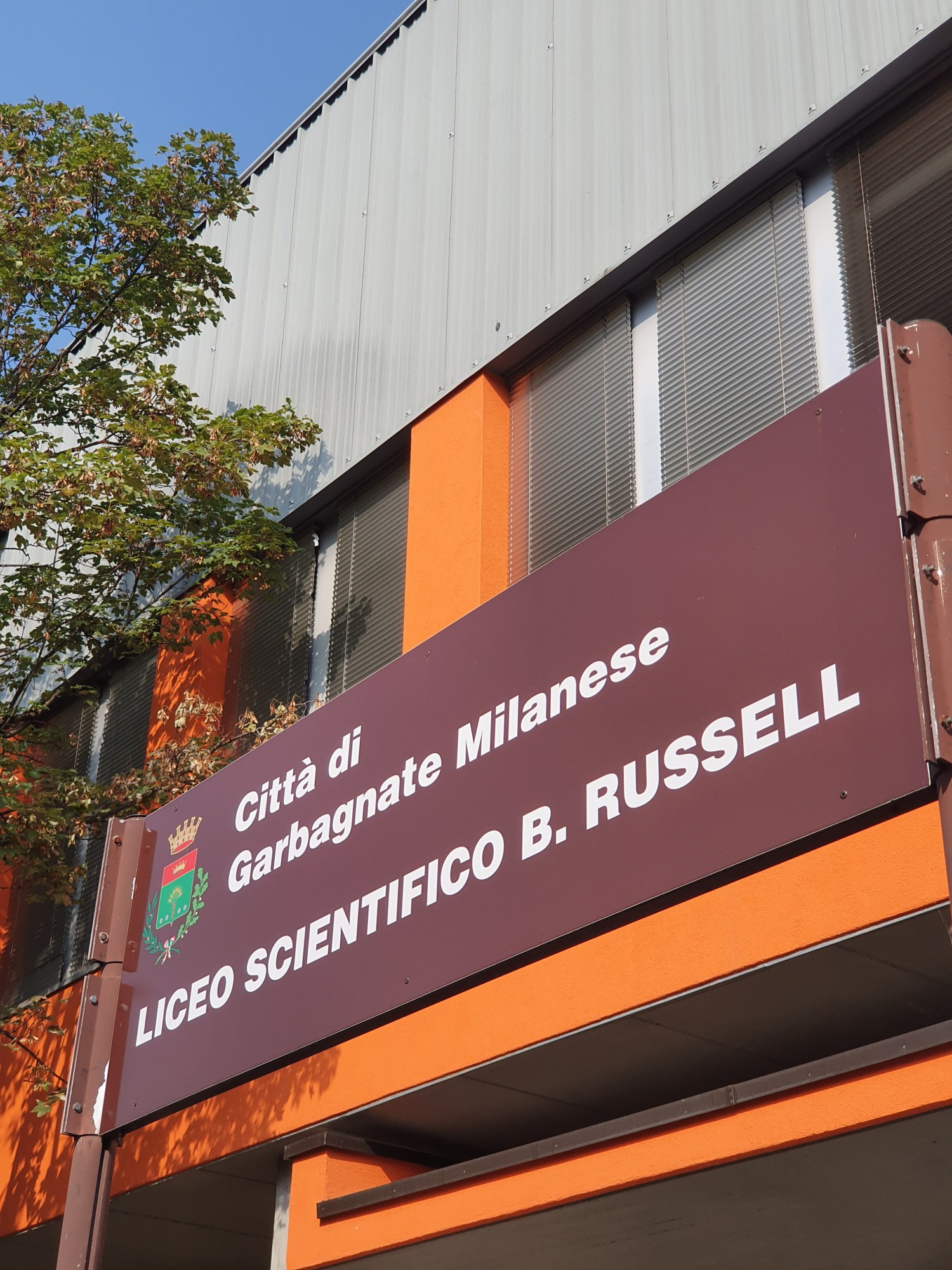 LICEO LINGUSTICO BENTRAND RUSSELL 